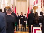 kép